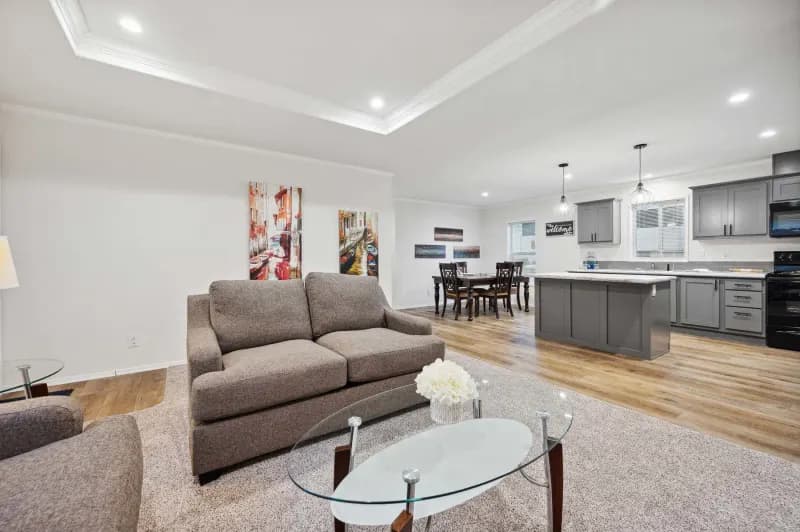 Millcreek 4400 interior home features