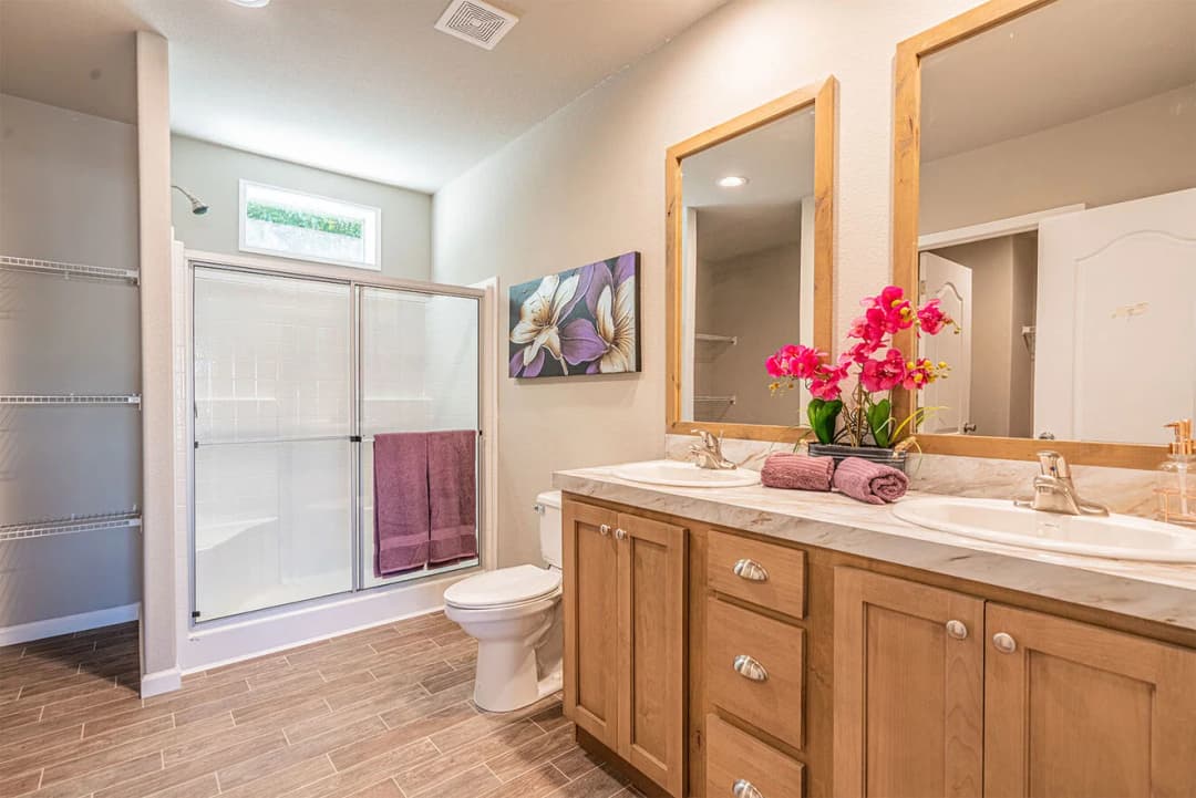 Evergreen 28583f bathroom, hero, and interior home features