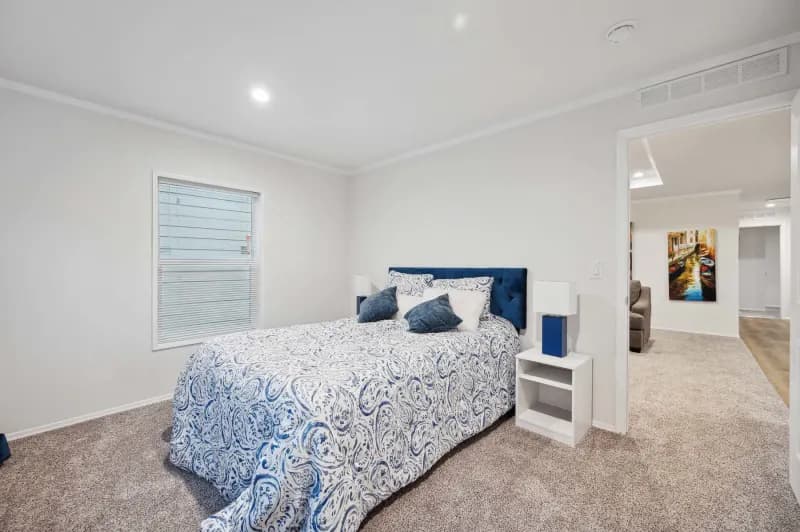 Millcreek 4400-6 bedroom home features
