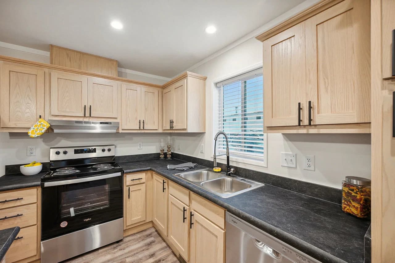 Ridgewood j882 kitchen home features