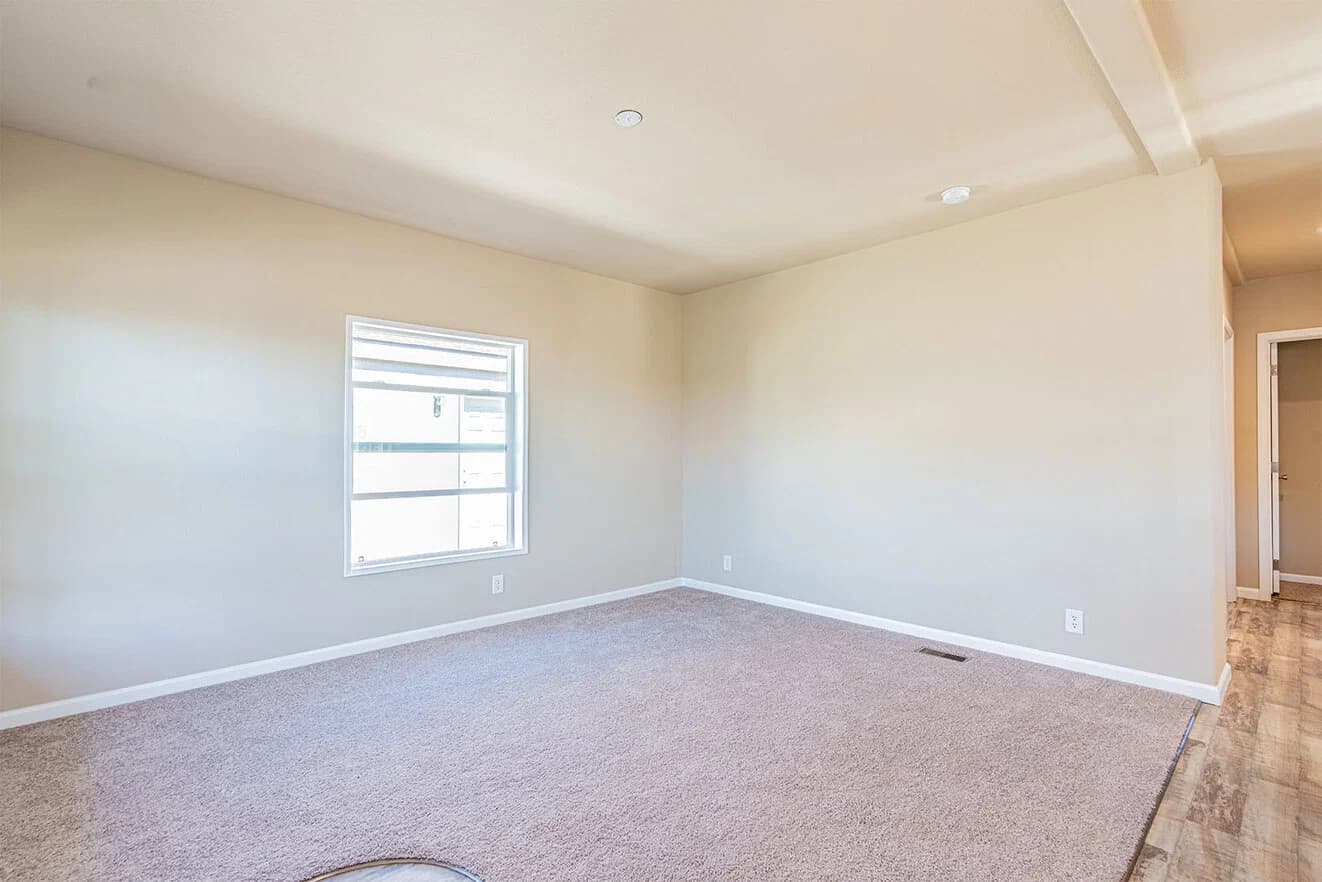 Evergreen 24342e interior home features
