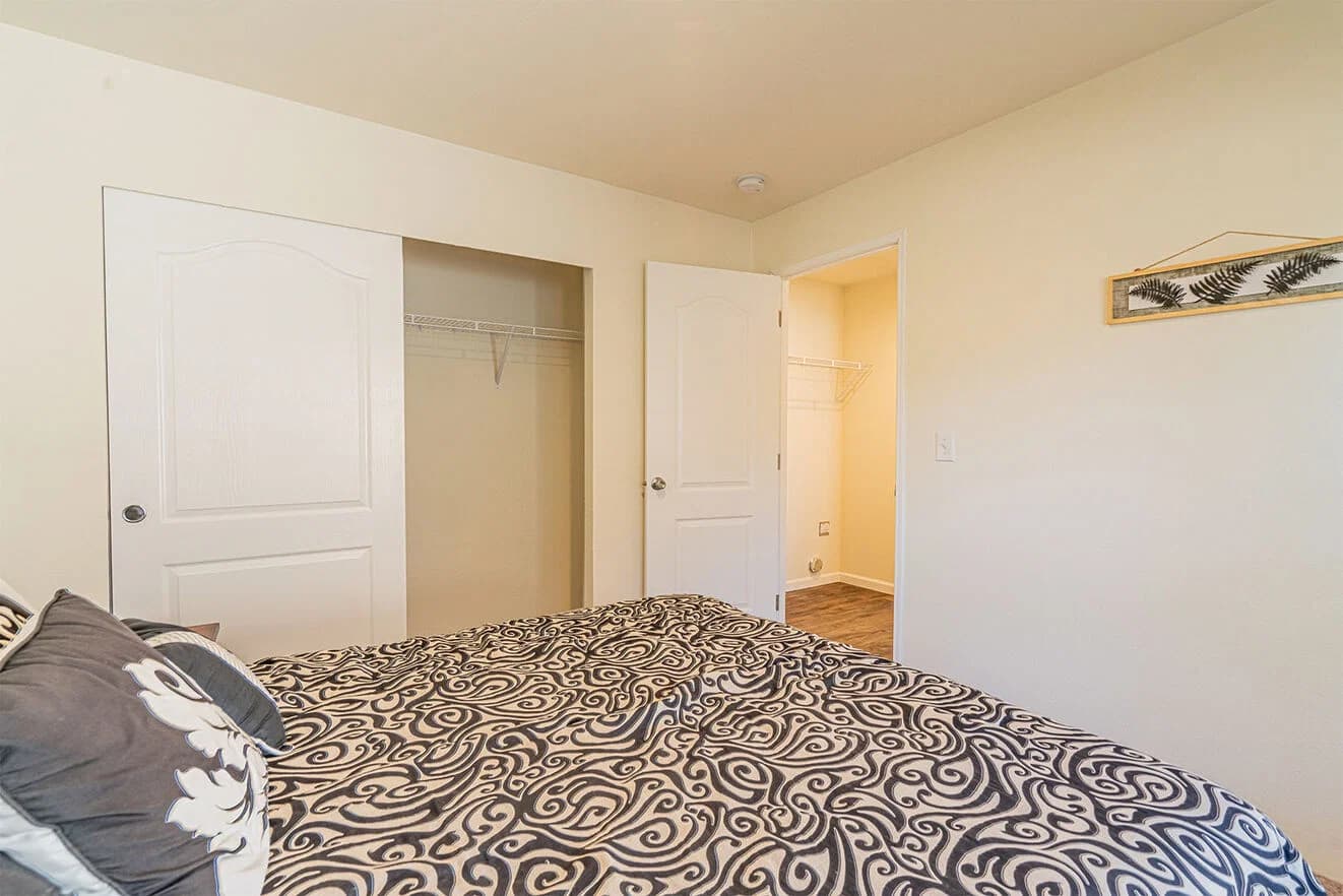 Sandpointe 14441a bedroom home features